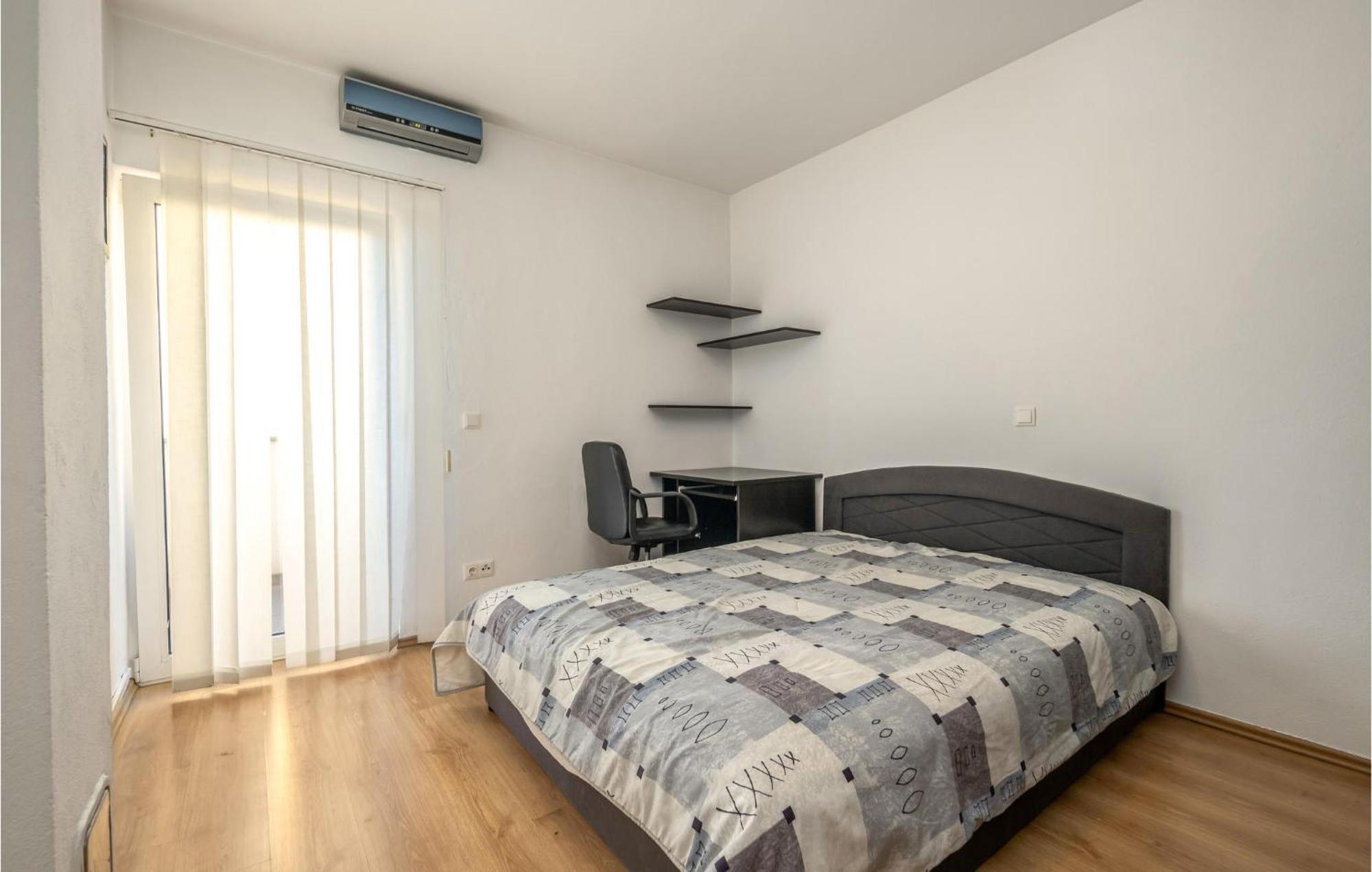 Nice Apartment In Crikvenica With House Sea View Kültér fotó
